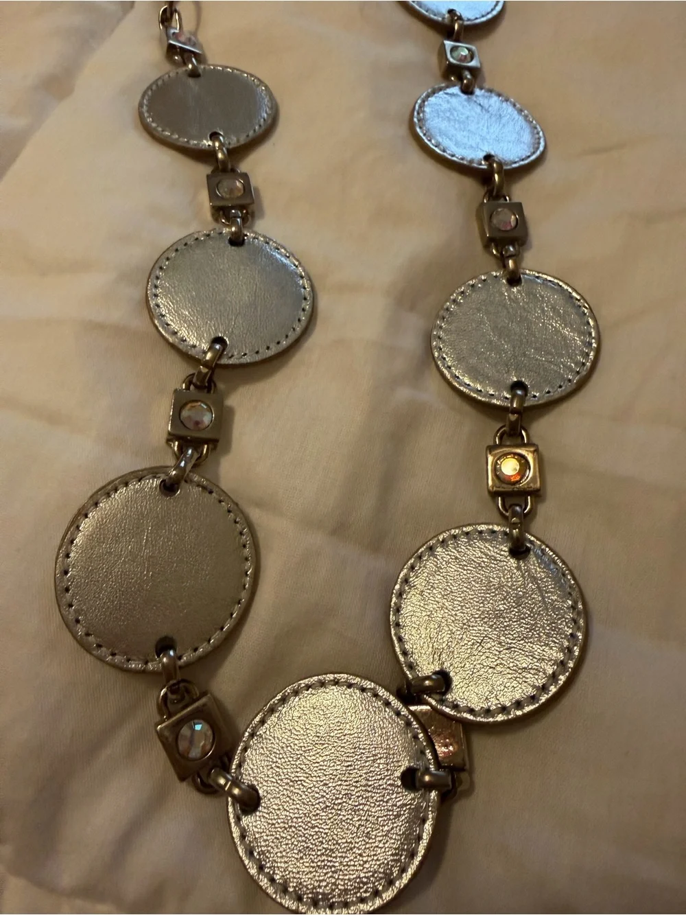 Belt silver leather circles separated with silver solid squares embed with Cryst